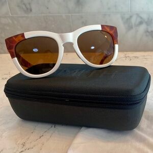 Smith Sidney ChromaPop Polarized Sunglasses in White Honey Tortoise Havana Brown